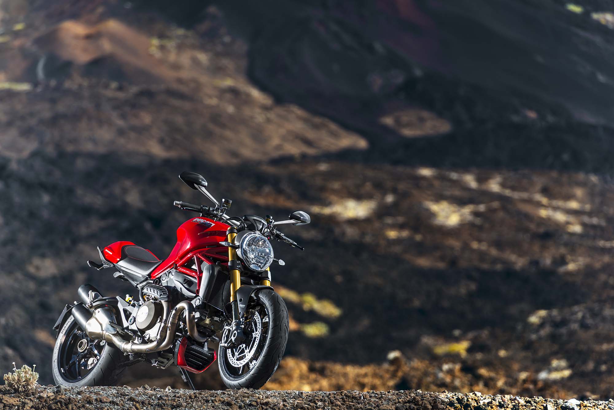 2014-ducati-monster-1200-still-06.jpg Мотоцикл Ducati Monster 1200S 2014