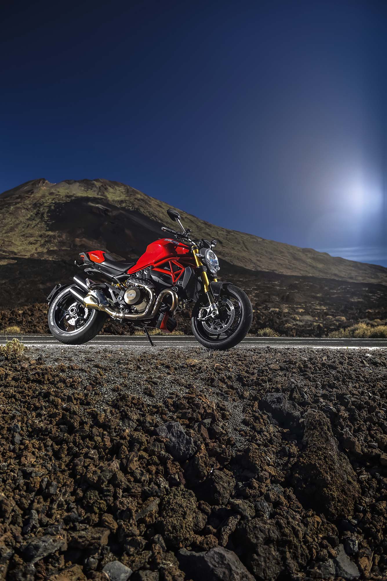 2014-ducati-monster-1200-still-41.jpg Мотоцикл Ducati Monster 1200S 2014
