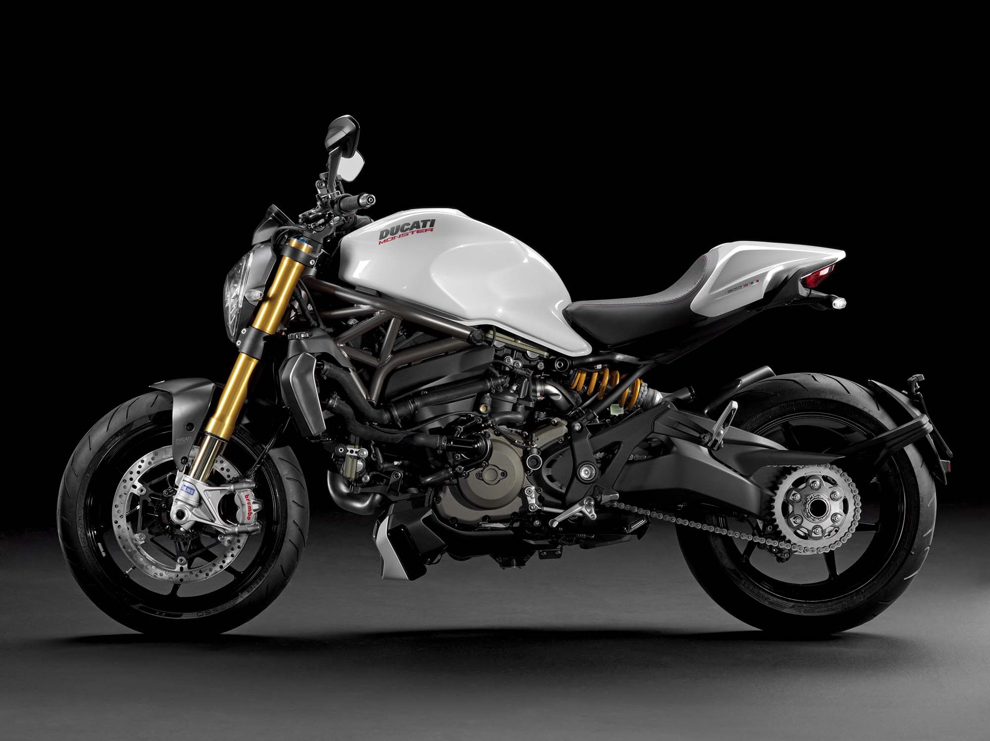 2014-ducati-monster-1200-studio-20.jpg Мотоцикл Ducati Monster 1200S 2014