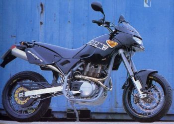 Мотоцикл CCM 604 RS Roadster 2000