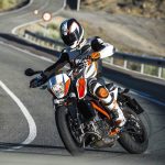 Мотоцикл KTM 690 Duke 2015