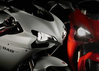 Мотоцикл Ducati 848 EVO 2013