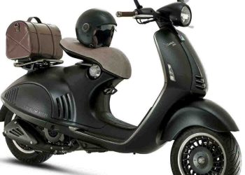 Мотоцикл Vespa 946 Emporio Armani 2015