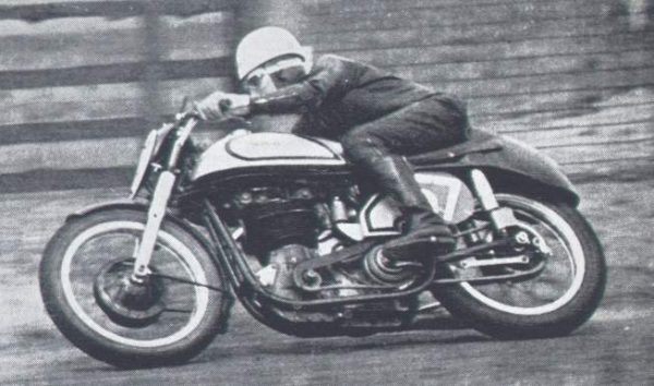 Мотоцикл Norton Featherbed 1950