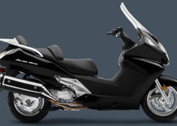 Мотоцикл Honda FJS 600 Silver Wing 2014