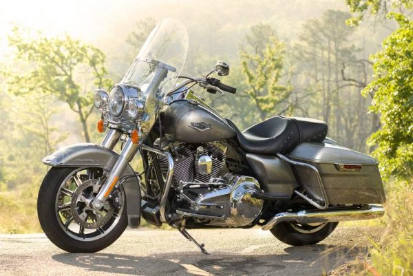 Мотоцикл Harley Davidson FLHR Road King 2016