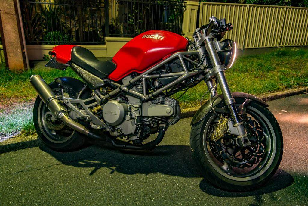 Monster-400_2000_2.jpg Мотоцикл Ducati Monster 400 2000