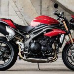 Мотоцикл Triumph Speed Triple 2016