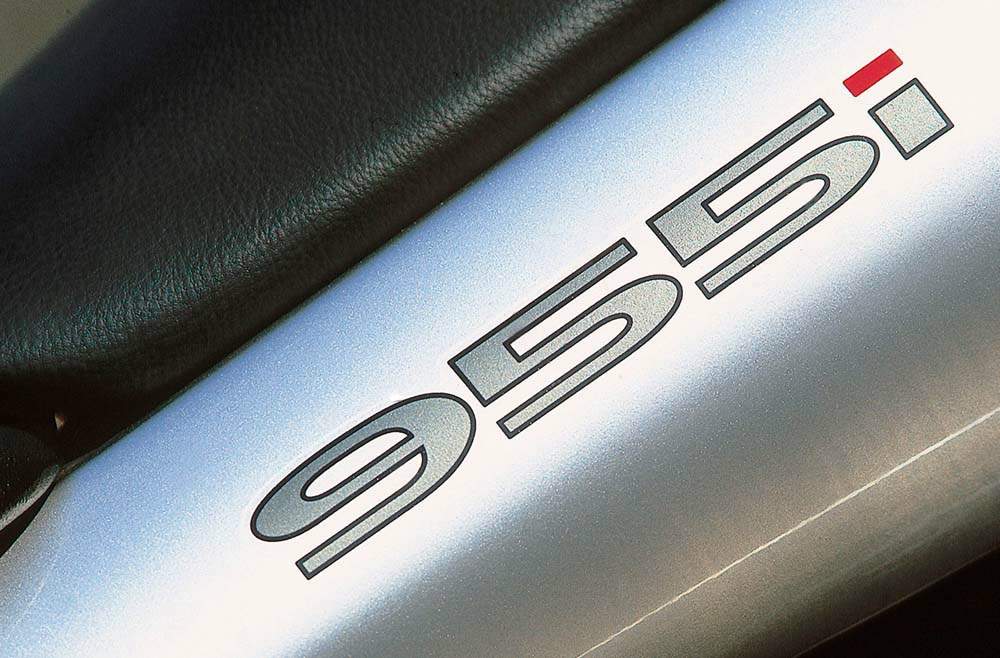 Sprint-ST-955i_2003_2.jpg Мотоцикл Triumph Sprint ST 955i 2003