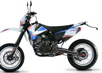 Мотоцикл CCM X-TR 230 2009