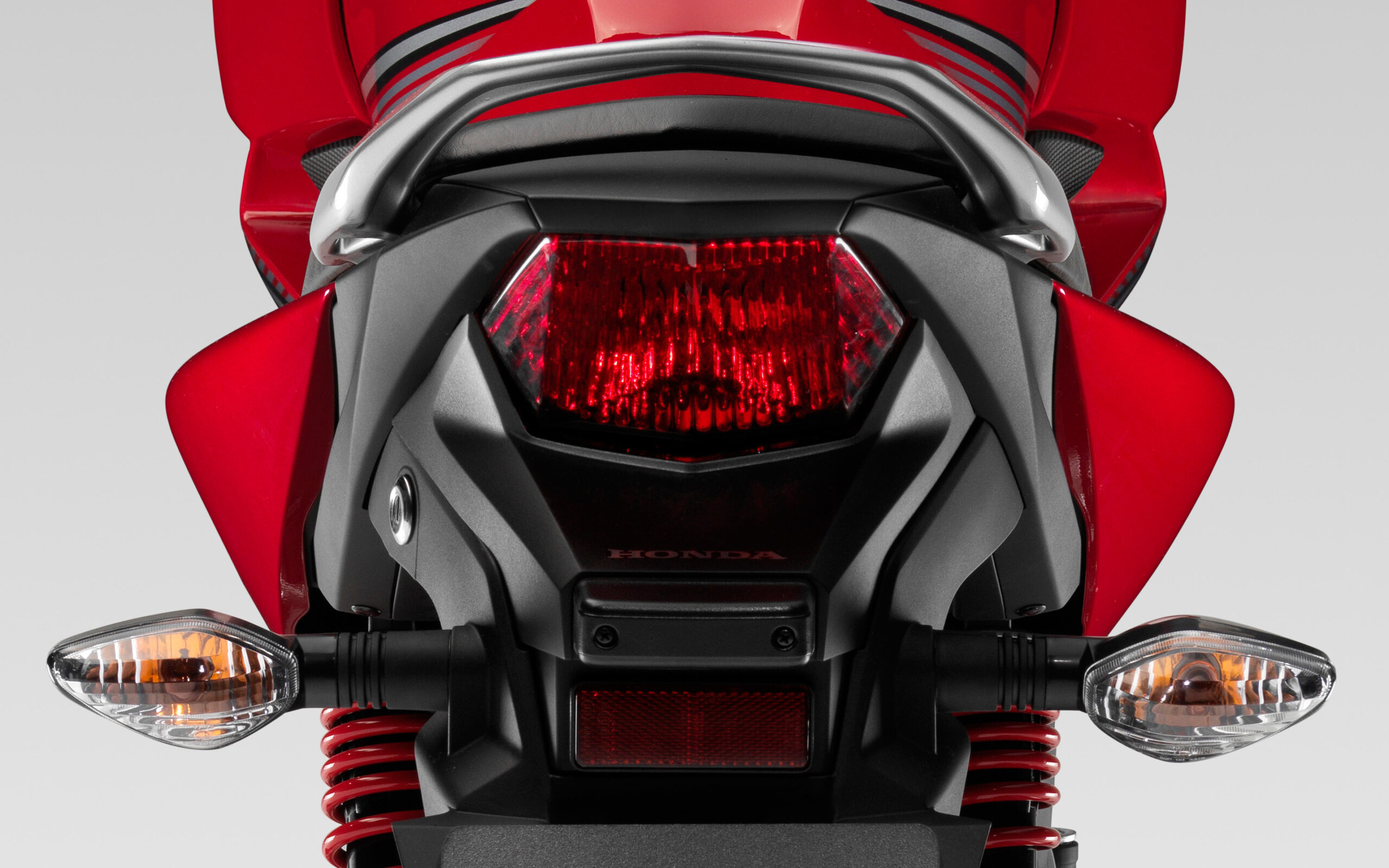 cb-125f_2015_41.jpg Мотоцикл Honda CB 125F 2015