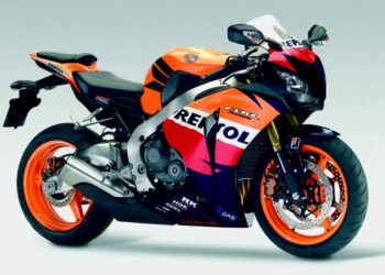 Мотоцикл Honda CBR 1000RR Repsol 2011