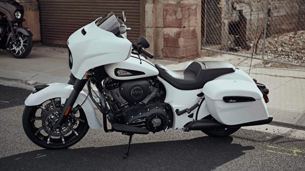 chieftain-dark-horse_2018_0.jpg Мотоцикл Indian Chieftain Dark Horse 2018