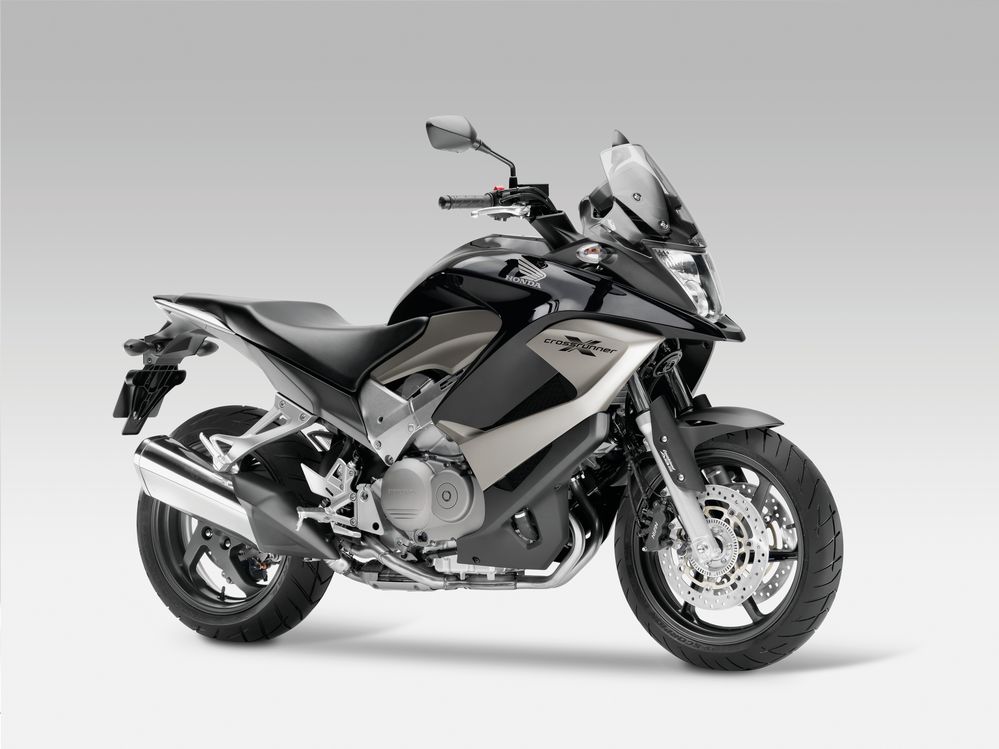 crossrunner_2013_5.jpg Мотоцикл Honda CROSSRUNNER 2013