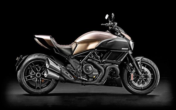 Мотоцикл Ducati Diavel Titanium LE 2015