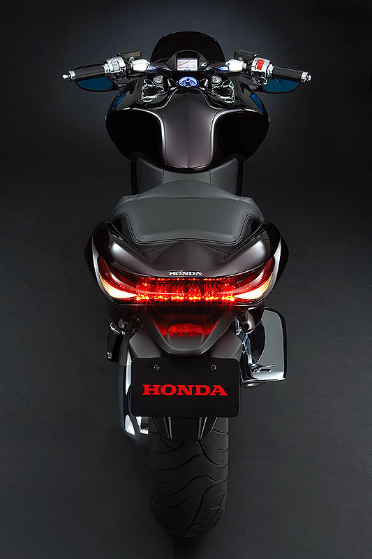 dn-01-concept_2006_3.jpg Мотоцикл Honda DN-01 Concept 2006