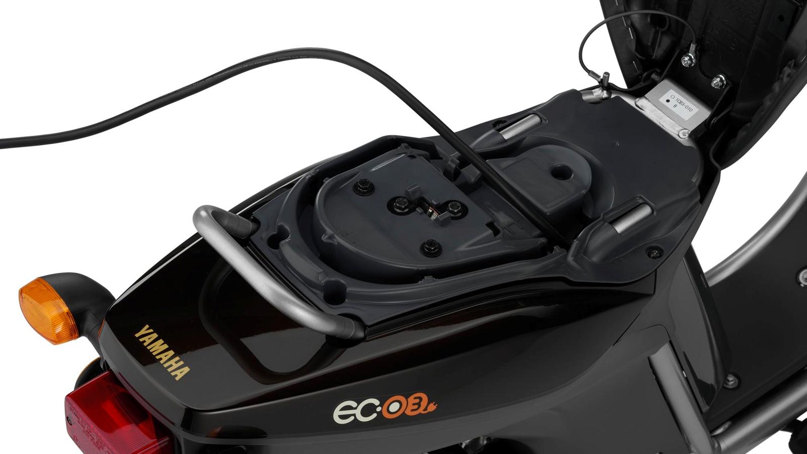 ec-03_2013_20.jpg Мотоцикл Yamaha EC-03 2013