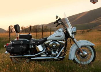 Мотоцикл Harley Davidson FLSTC Heritage Softail Classic 2012