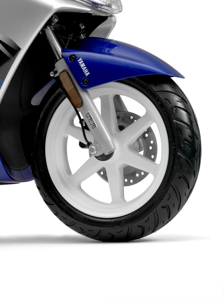 jog-50-r_2007_8.jpg Мотоцикл Yamaha JOG 50 R 2007