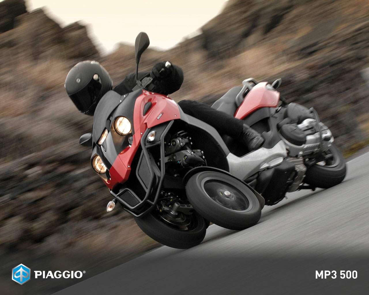 mp3-500ie-touring_2012_6.jpg Мотоцикл Piaggio MP3 500ie Touring 2012