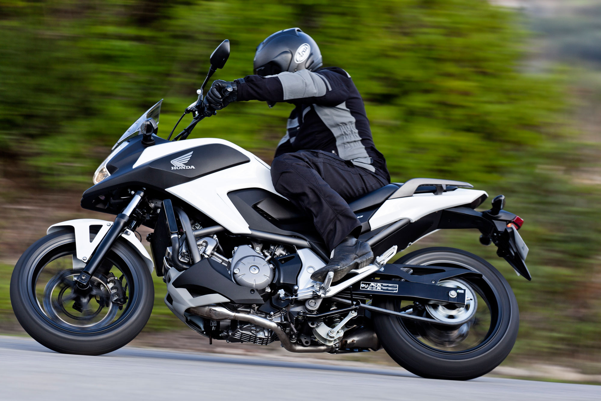 nc-700-x_2012_30.jpg Мотоцикл Honda NC 700 X 2012