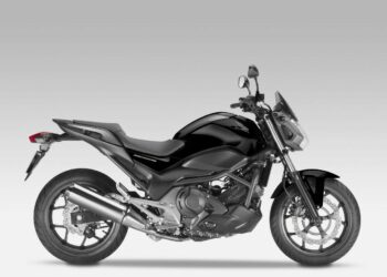 Мотоцикл Honda NC 700S 2016