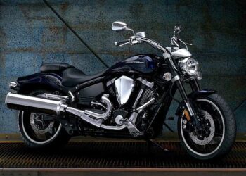Мотоцикл Yamaha Road Star Warrior 2006