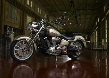 Мотоцикл Yamaha oadliner S 2012