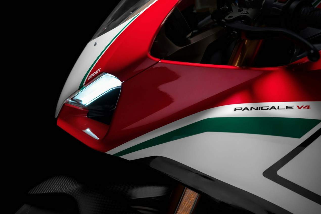 panigale-v4-speciale_2018_6.jpg Мотоцикл Ducati Panigale V4 Speciale 2018