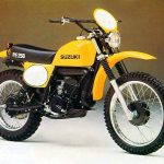 Мотоцикл Suzuki PE 250 1977