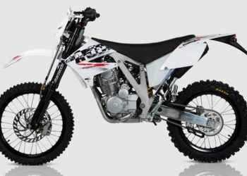 Мотоцикл AJP PR3 200 Enduro Pro 2010