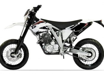 Мотоцикл AJP PR5 250 Supermoto 2010