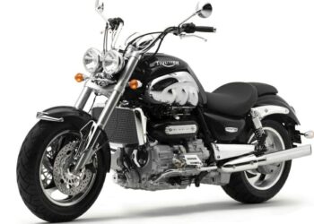 Мотоцикл Triumph Rocket III 2004