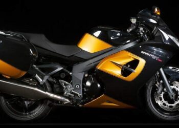 Мотоцикл Triumph Sprint GT Limited Edition 2013