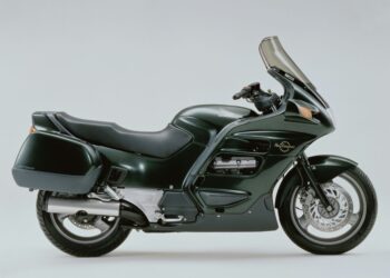 Мотоцикл Honda ST 1100 1991