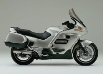 Мотоцикл Honda ST 1100 1992
