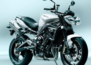 Мотоцикл Triumph Street Triple R 2012