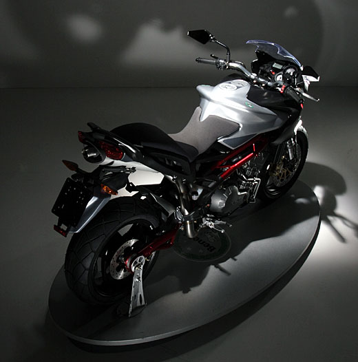 tre-k-1130_2006_3.jpg Мотоцикл Benelli Tre-K 1130 2006