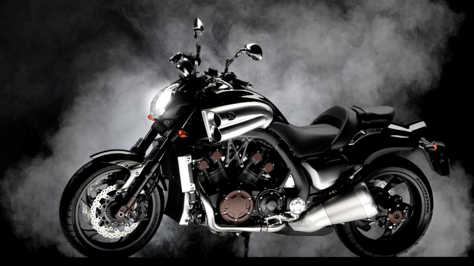 vmax-1700_2012_10.jpg Мотоцикл Yamaha VMAX 1700 2012