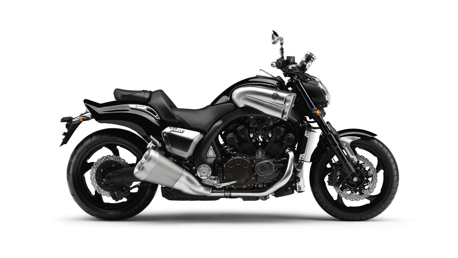 vmax-1700_2012_13.jpg Мотоцикл Yamaha VMAX 1700 2012