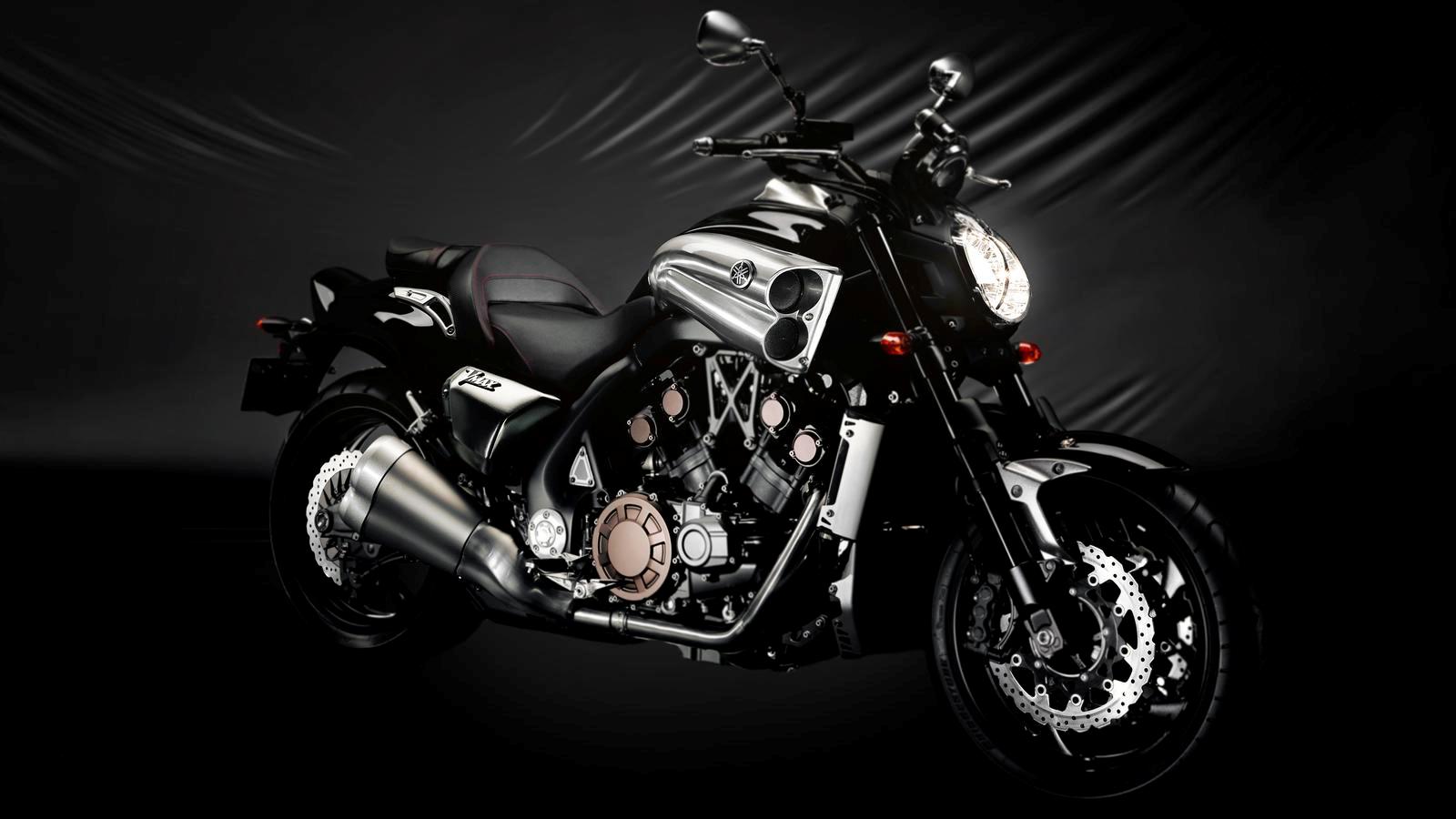 vmax-1700_2012_29.jpg Мотоцикл Yamaha VMAX 1700 2012