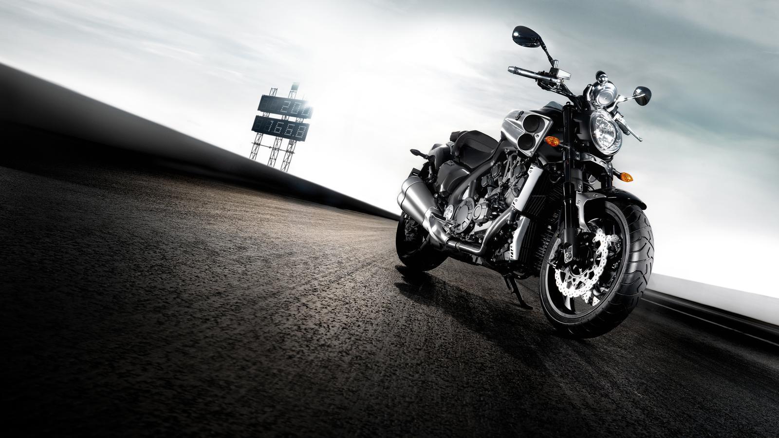 vmax-1700_2012_3.jpg Мотоцикл Yamaha VMAX 1700 2012