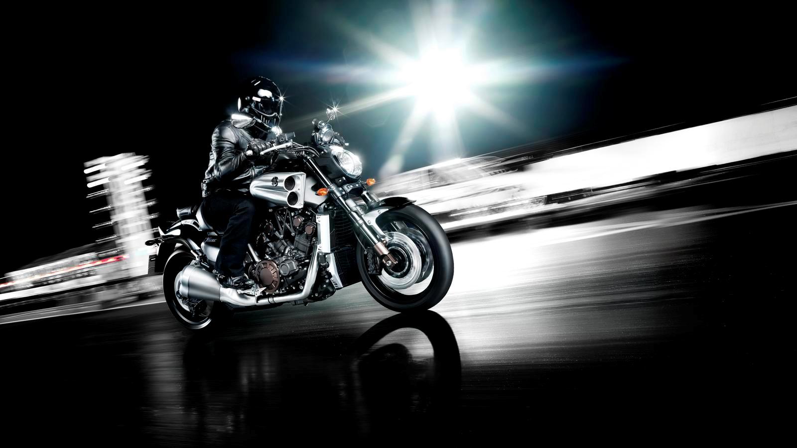 vmax-1700_2012_39.jpg Мотоцикл Yamaha VMAX 1700 2012
