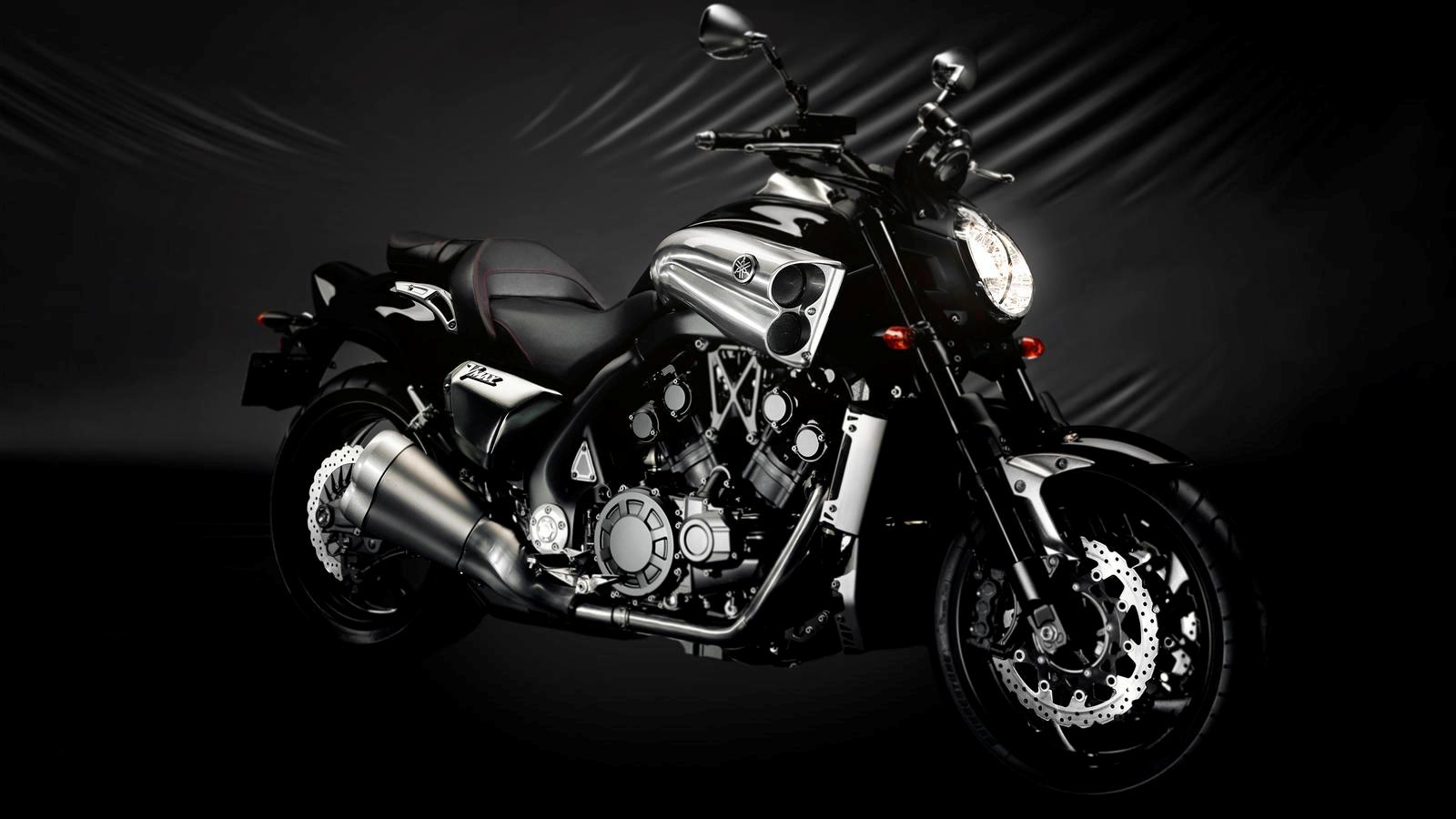 vmax-1700_2012_4.jpg Мотоцикл Yamaha VMAX 1700 2012