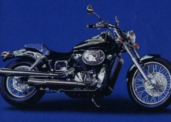 Мотоцикл Honda VT 750C3 Black Widow 2000