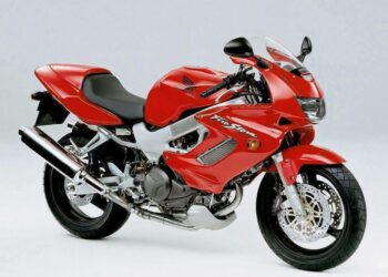 Мотоцикл Honda VTR 1000F 2001