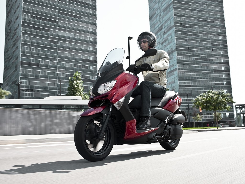 x-max-125_2011_3.jpg Мотоцикл Yamaha X-MAX 125 2011
