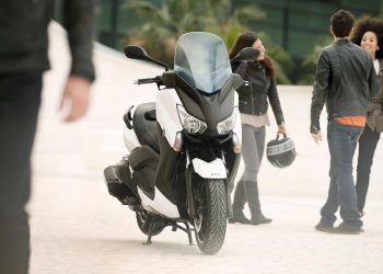 Мотоцикл Yamaha X-MAX 400 2013