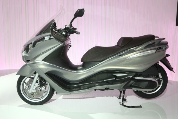 Мотоцикл Piaggio X10 350 2012