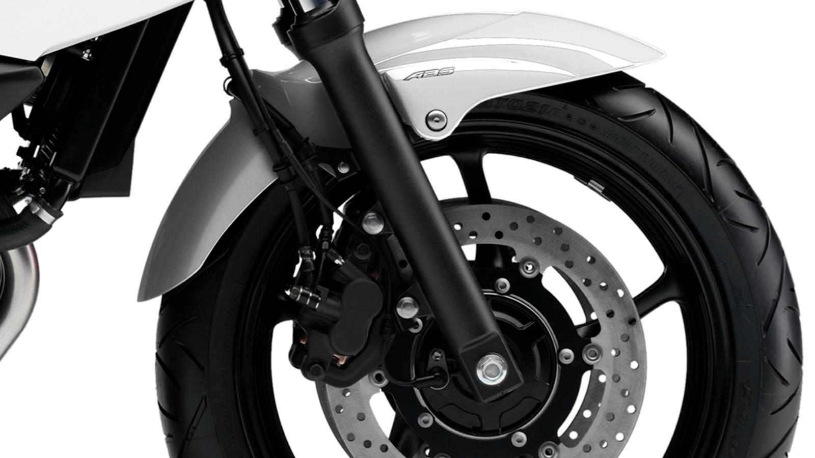 xj6_2012_9.jpg Мотоцикл Yamaha XJ6 2012